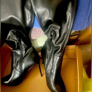 Thigh high Steve Madden boots